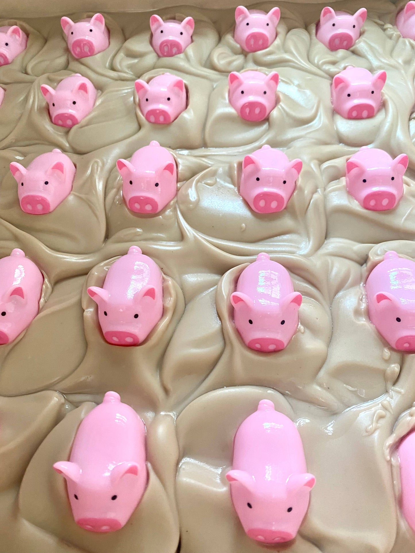SARATOGA NATURAL BODY CARE LLC - Piggy Handmade Soap Bar for Kids VEGAN COLD PROCESS